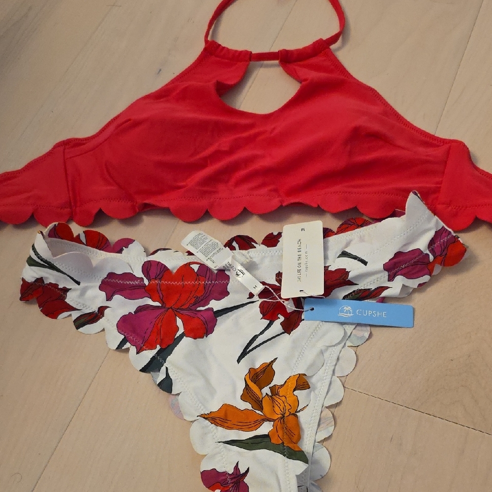 Cupshe Red Halter Scallop Bikini Top with White Floral Scallop Bottoms